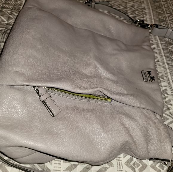 Vintage Coach Crossbody in Grey - Picture 6 of 11